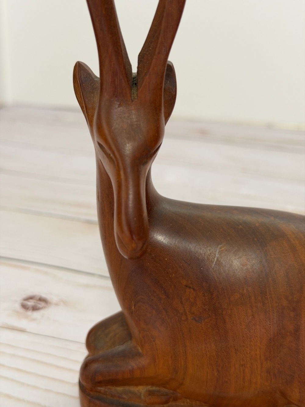 Wood Hand Carved Antelope / Gazelle Sculpture Wood Decor - Picture 3 of 15